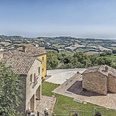 Hotel Il Ristoro Del Viandante Offagna Exterior foto